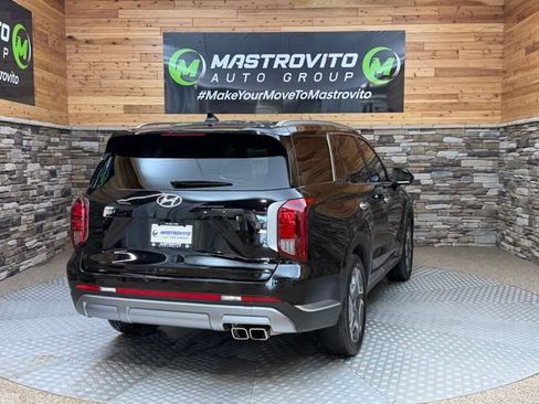 Used 2024 Hyundai Palisade Limited AWD/4WD image 13