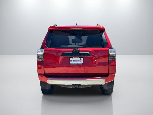 Used 2022 Toyota 4Runner TRD Off-Road Premium AWD/4WD image 6