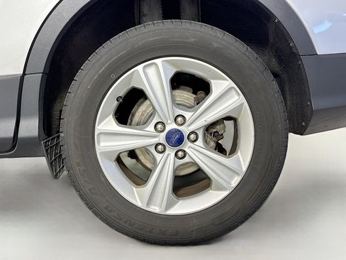 Used 2016 Ford Escape SE FWD image 28