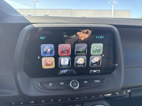 Used 2016 Chevrolet Camaro SS image 25