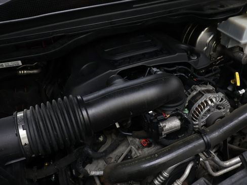 Used 2019 RAM 1500 Laramie Longhorn image 27