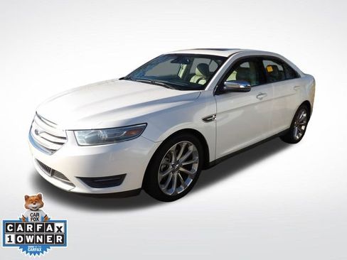 Used 2014 Ford Taurus Limited w/ Equipment Group 301A image 4
