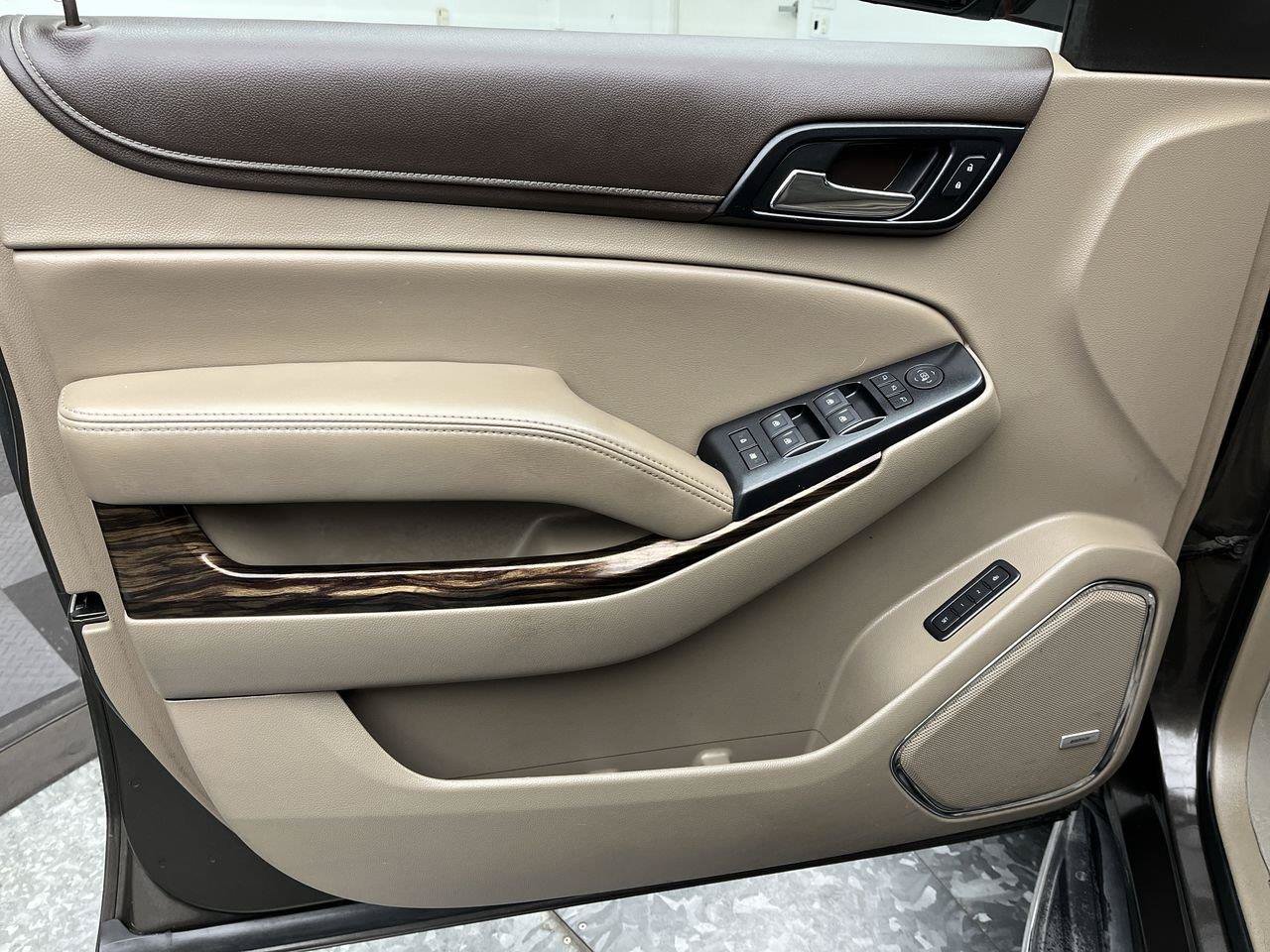 Used 2019 GMC Yukon SLT w/ HD Trailering Package AWD/4WD image 8