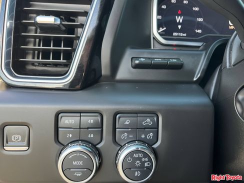 Used 2024 GMC Sierra 1500 Denali w/ Denali Reserve Package AWD/4WD image 32