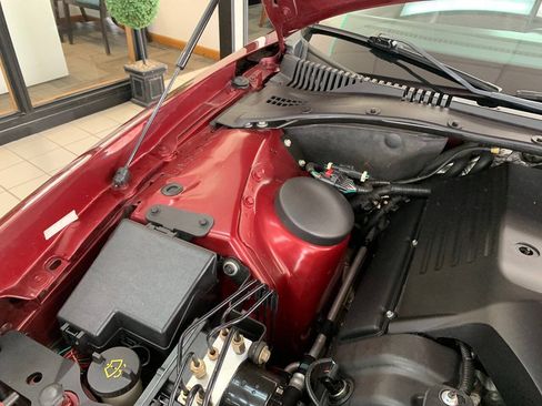 Used 2004 Ford Thunderbird RWD image 21