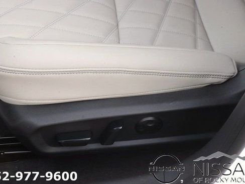 New 2026 Nissan Sentra SL w/ Floor Mat Package FWD image 15