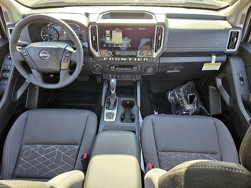 New 2026 Nissan Frontier SV image 10