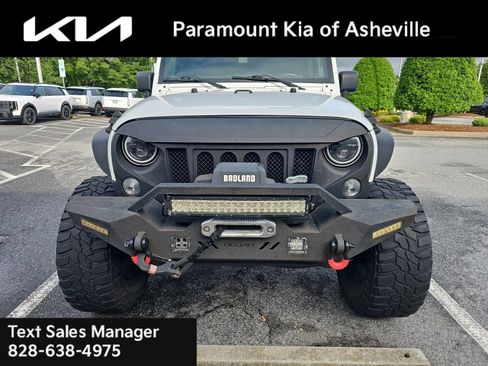 Used 2017 Jeep Wrangler Unlimited Sport w/ Quick Order Package 24S AWD/4WD image 2