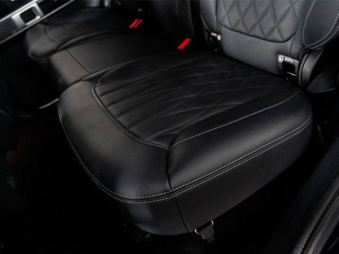 Used 2025 Mercedes-Benz G 63 AMG 4MATIC image 31