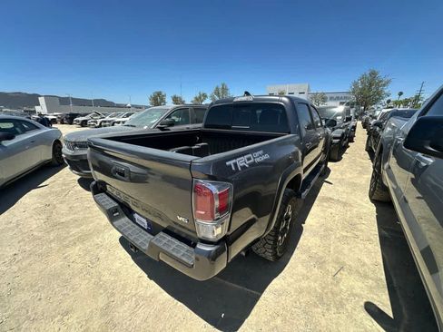 Used 2023 Toyota Tacoma TRD Off-Road w/ Technology Package RWD image 3