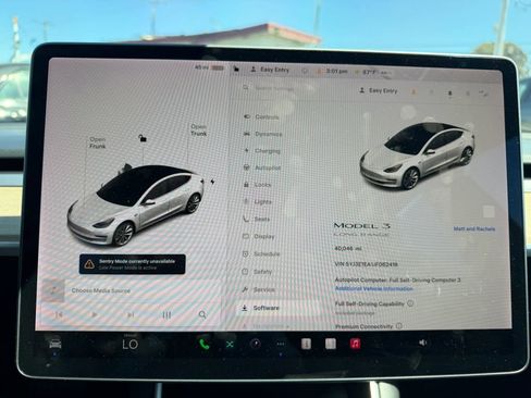 Used 2018 Tesla Model 3 Long Range RWD image 25