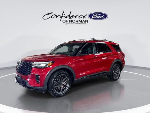 New 2026 Ford Explorer ST-Line w/ ST-Line Street Pack RWD image 4
