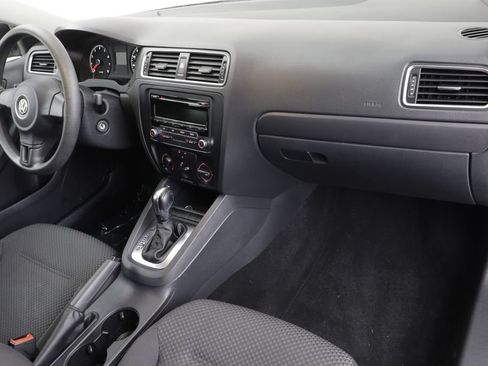 Used 2012 Volkswagen Jetta S FWD image 20