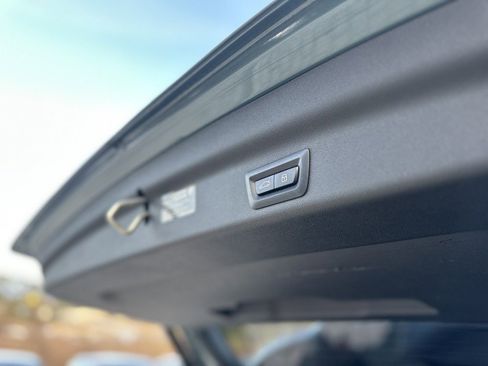 Certified 2025 BMW X1 xDrive28i w/ Technology Package image 7