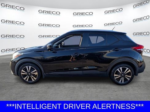 Used 2020 Nissan Kicks SV image 4
