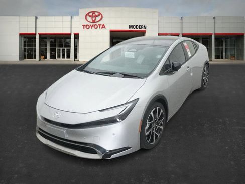 New 2026 Toyota Prius Plug-In Hybrid image 5