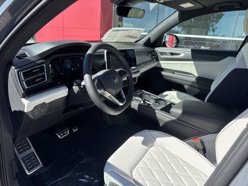 New 2026 Volkswagen Atlas Cross Sport SEL Premium R-Line image 12