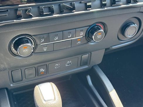 Certified 2026 Nissan Frontier SV RWD image 21