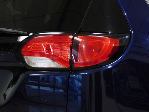 Used 2017 Chrysler Pacifica Touring-L image 86