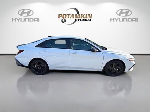 New 2026 Hyundai Elantra Sport image 4