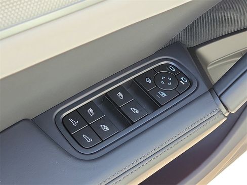 New 2026 Porsche Cayenne image 26