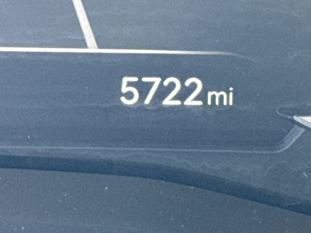 Used 2025 Genesis G70 2.5T RWD image 27