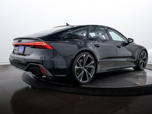 Used 2022 Audi RS 7 Sportback image 3