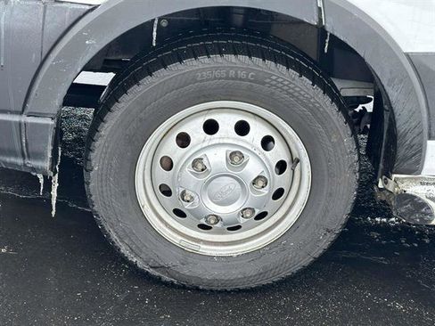 Used 2023 Ford Transit 250 Low Roof AWD w/ Exterior Upgrade Package image 8