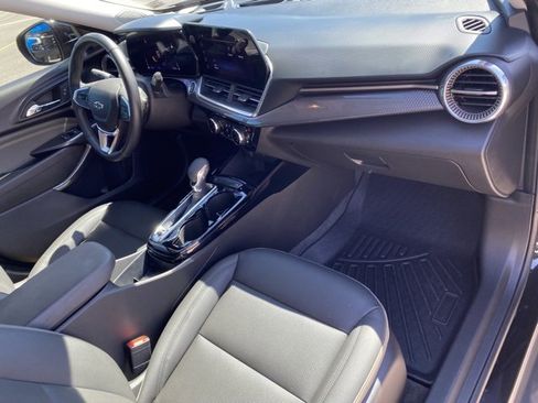 Used 2024 Chevrolet Trax ACTIV w/ Driver Confidence Package image 21