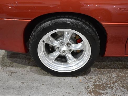 Used 2002 Chevrolet Camaro Z28 w/ SS Performance/Appearance Pkg RWD image 51