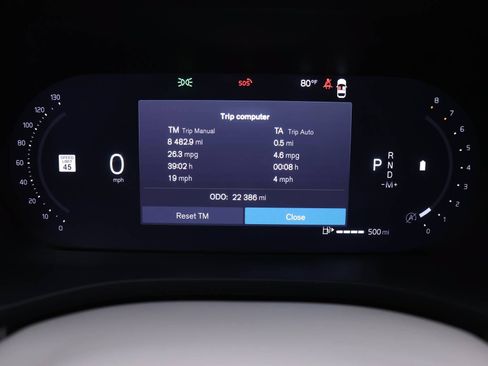 Certified 2024 Volvo XC60 B5 Plus AWD/4WD image 10