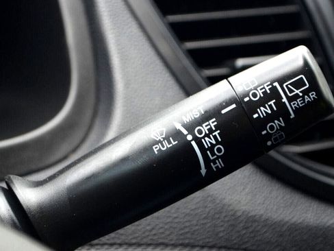 Used 2015 Honda CR-V LX image 37