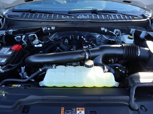 New 2025 Ford Expedition Tremor image 25