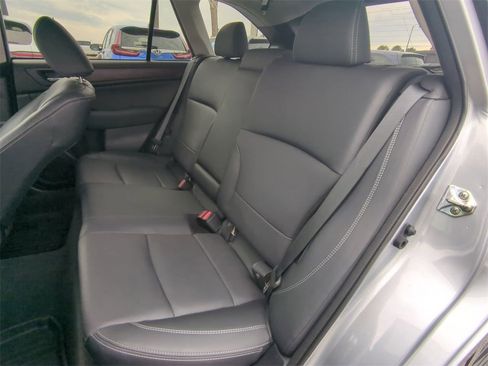 Used 2019 Subaru Outback 3.6R Limited w/ Popular Package #2 image 14