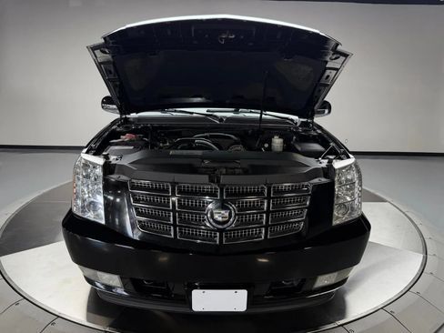 Used 2008 Cadillac Escalade AWD image 10