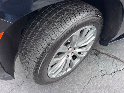 Used 2023 GMC Yukon XL Denali w/ Max Trailering Package image 15