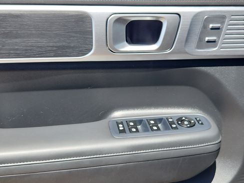 Used 2024 Hyundai Santa Fe Limited AWD/4WD image 8