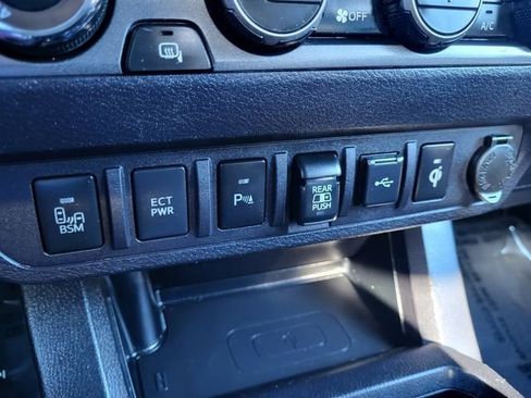 Used 2021 Toyota Tacoma TRD Pro image 25