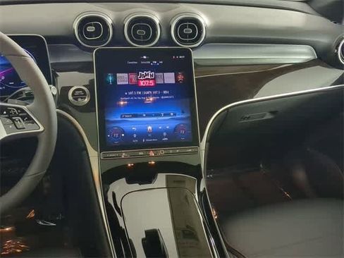 Used 2026 Mercedes-Benz GLC 300 4MATIC image 29