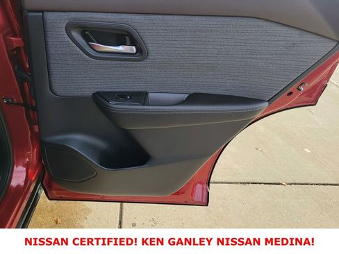 Certified 2023 Nissan Rogue SV image 48