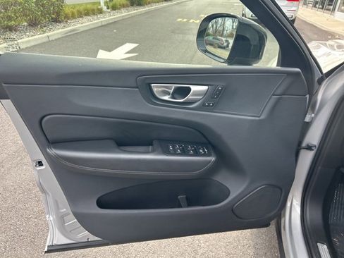 Certified 2025 Volvo XC60 B5 Plus image 16