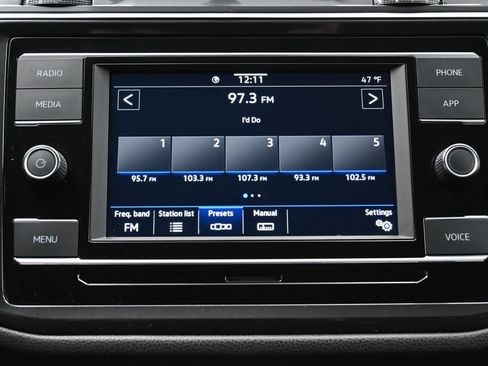 Used 2022 Volkswagen Tiguan S FWD image 19
