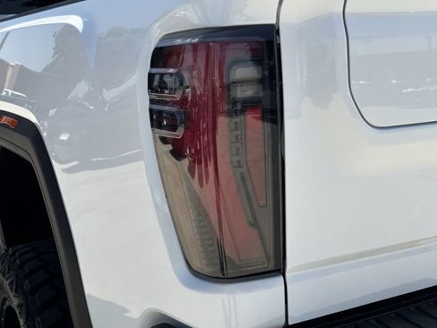 Used 2026 GMC Sierra 2500 AT4 w/ AT4 Premium Plus Package AWD/4WD image 5