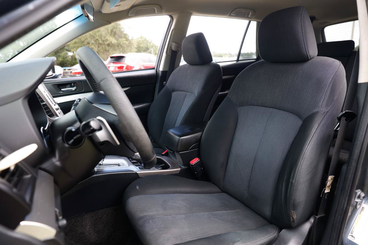 Used 2014 Subaru Outback 2.5i Premium AWD/4WD image 6