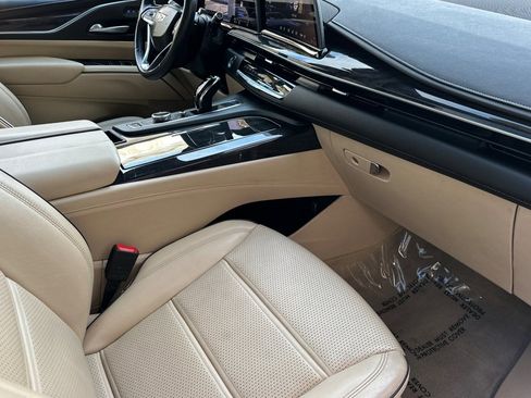 Certified 2023 Cadillac Escalade Premium Luxury w/ Performance Package image 21