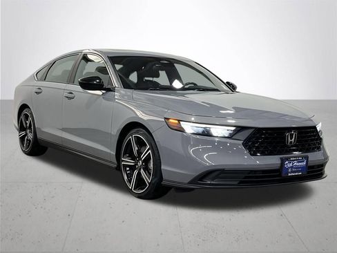 Used 2023 Honda Accord Sport image 8