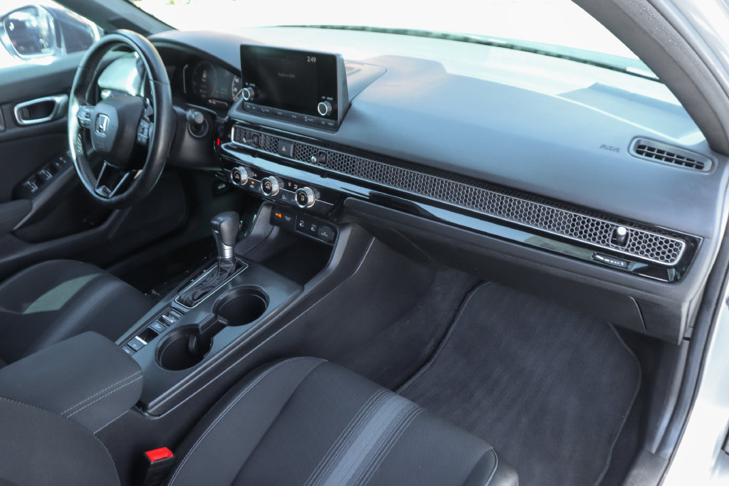 Used 2025 Honda Civic Sport image 33