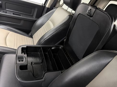 Used 2012 RAM 1500 ST AWD/4WD image 30