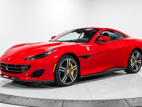 Used 2020 Ferrari Portofino RWD image 43