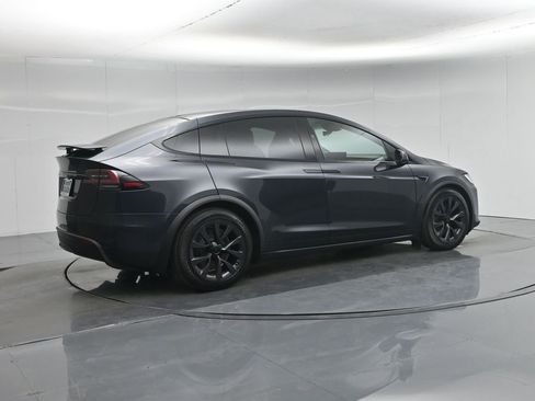 Used 2024 Tesla Model X image 23